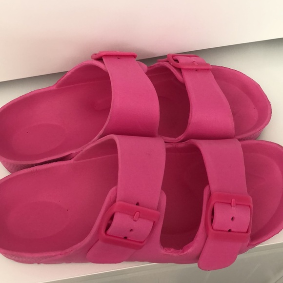 Raspberry pink off brand Birkenstock slide sandals - Picture 2 of 4